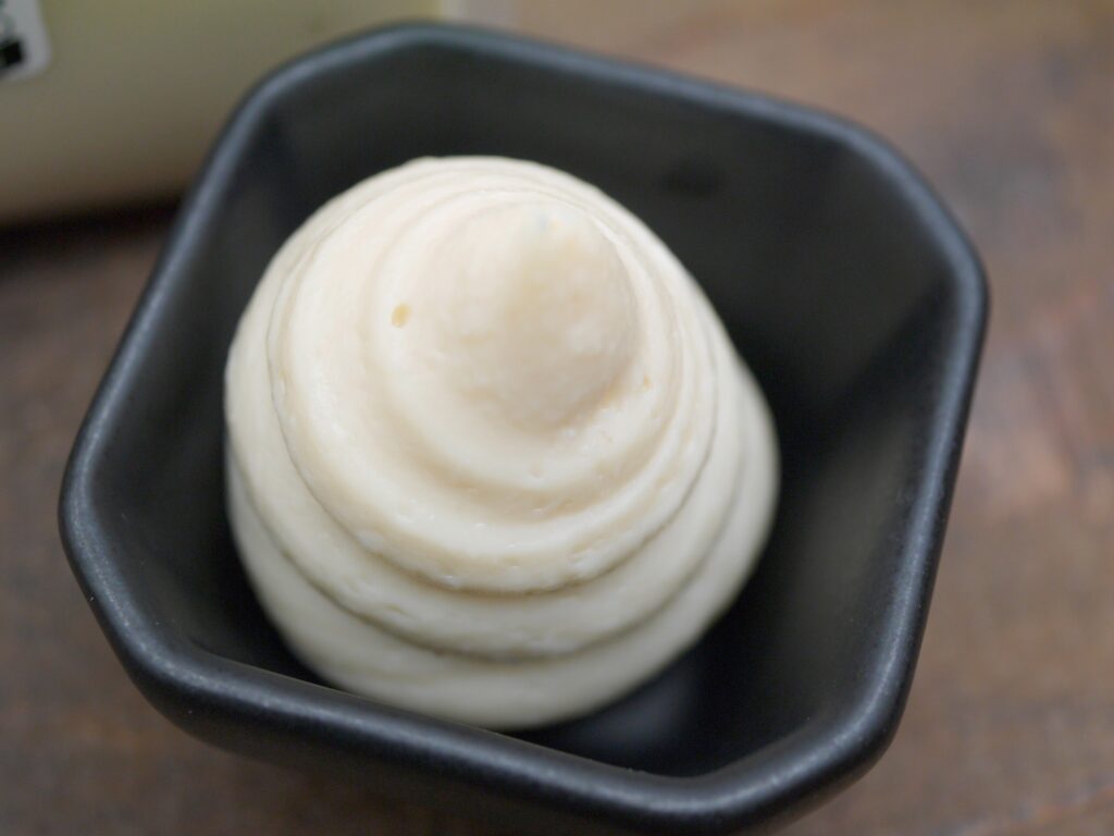純米大吟醸酒粕生ペースト（600gパウチ）