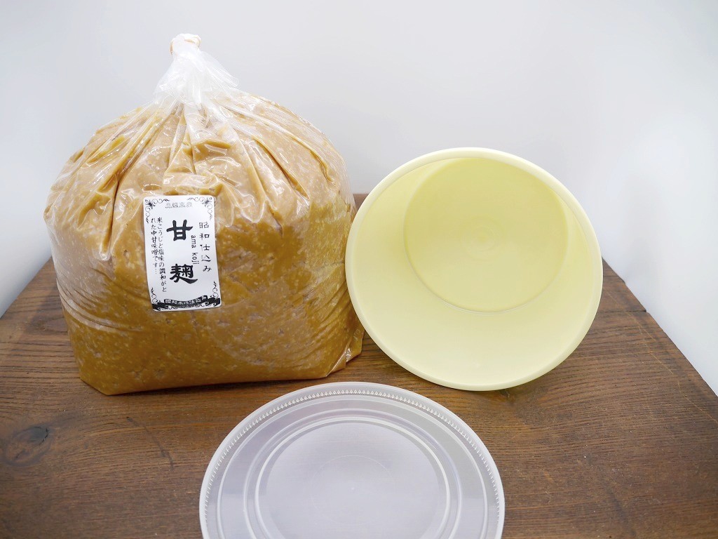 甘麹味噌（4kg）小分け1kgポリ樽付き