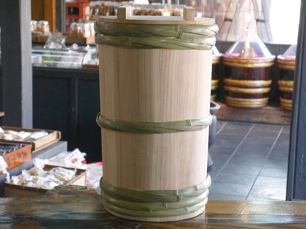 昭和本樽 昔の味噌杉桶 No.30