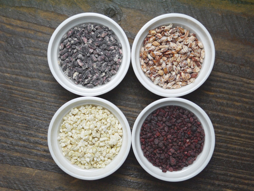 無農薬 有機肥料 乾燥黒米麹 乾燥麹(2kg)