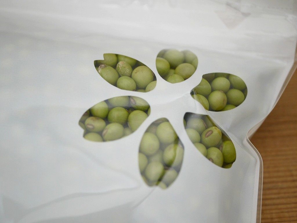 黒神 小粒（800g）青大豆 送料無料