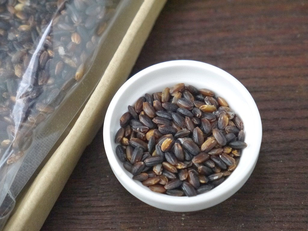 古代米 無農薬 有機肥料 黒米うるち米 奥の紫(800g)送料無料