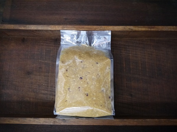 紅麹味噌(900gガセット袋)