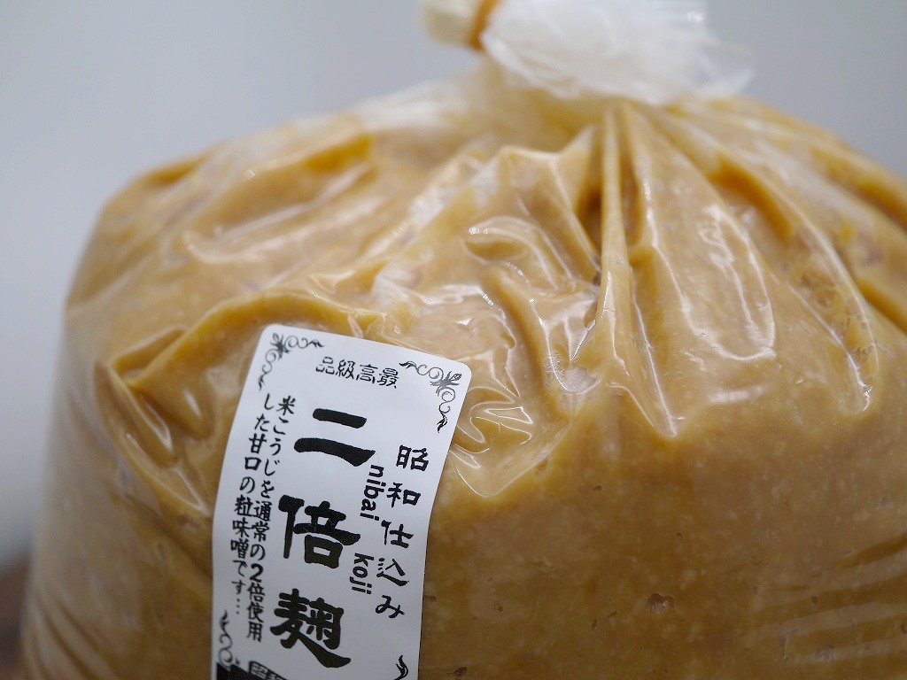 2倍麹味噌（4kg）小分け1kgポリ樽付き