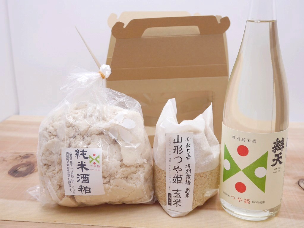 山形つや姫セット（特別純米酒720ml・純米酒粕1kg・つや姫米 7分づき3合450g）