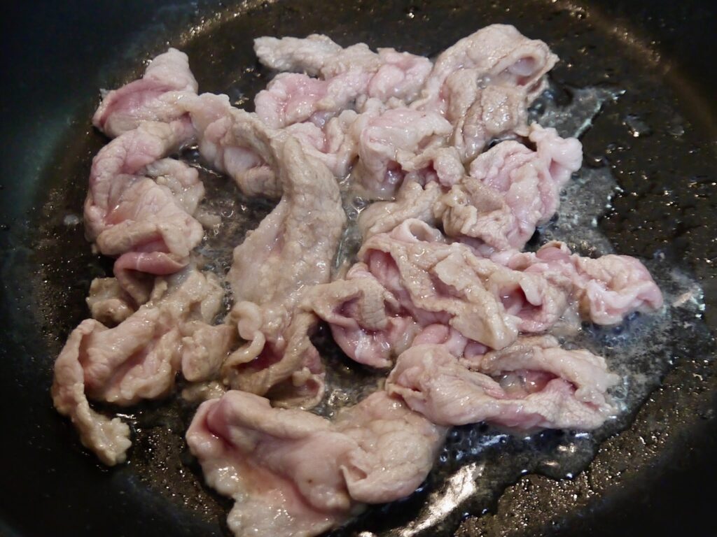 豚肉とナスのエスニック味噌炒め