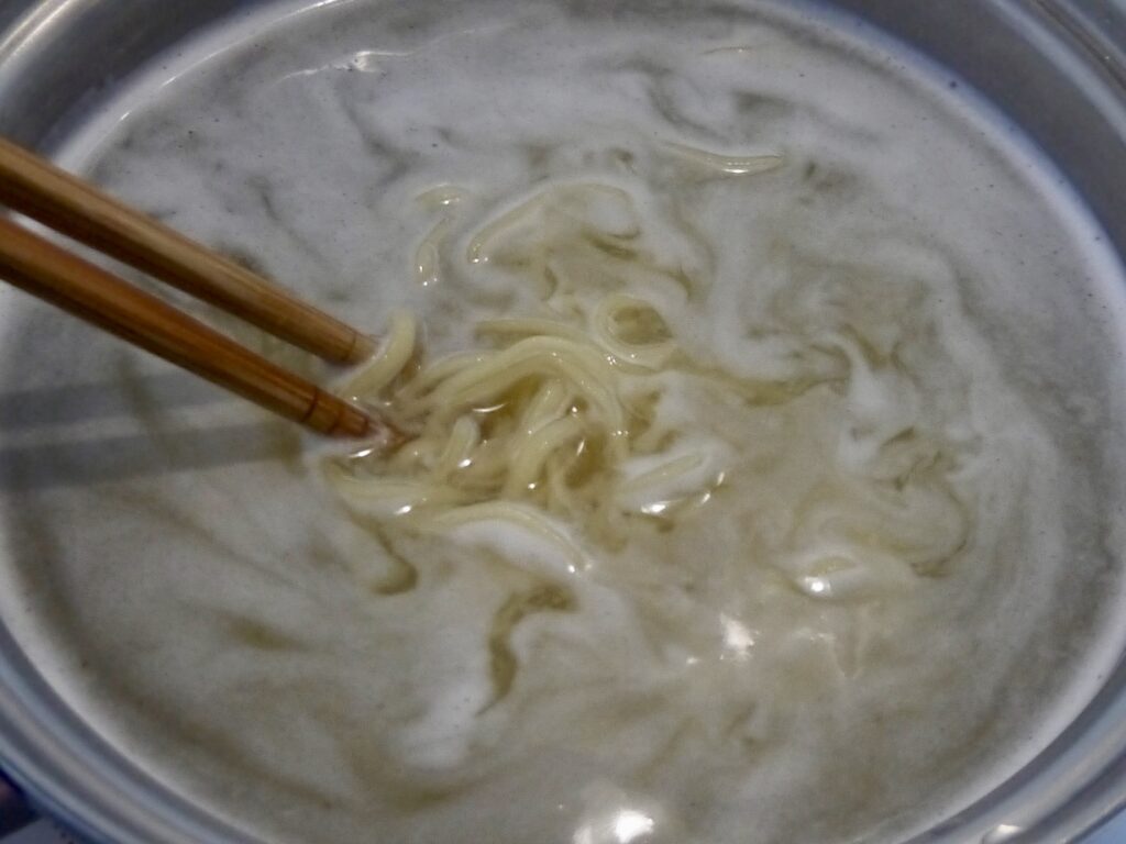 おたまやジャンの肉辛味噌ラーメン