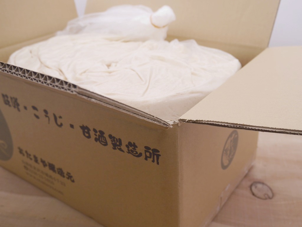 【訳あり】全店舗振り分け 数量限定 吟醸酒粕 やわらかい(20kg箱)ノーラべル 白い酒粕 常温発送 送料無料 同梱不可