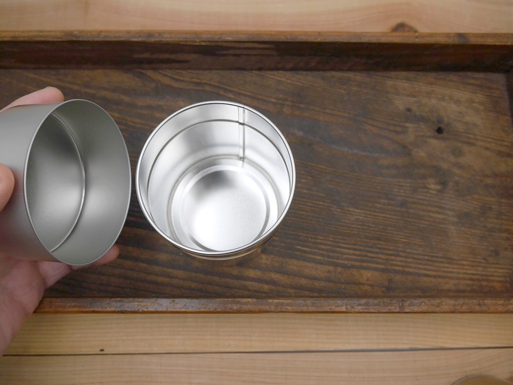 粉末保存用 ブリキ缶（中）